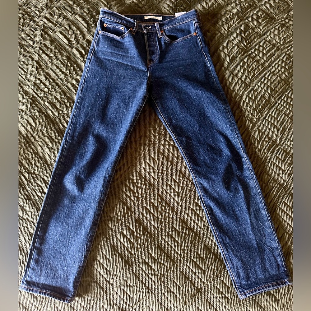 Levi's Wedgie Women's Straight Leg Blue Jeans